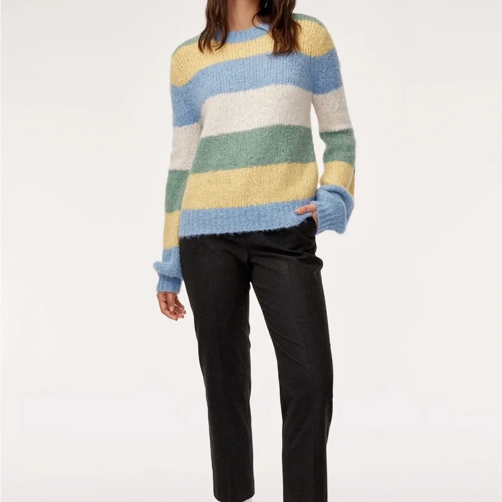 Aritzia Lennie Sweater - Picture 2 of 6